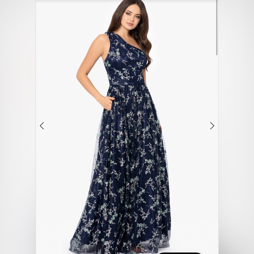 Blondie Nites Ballgown